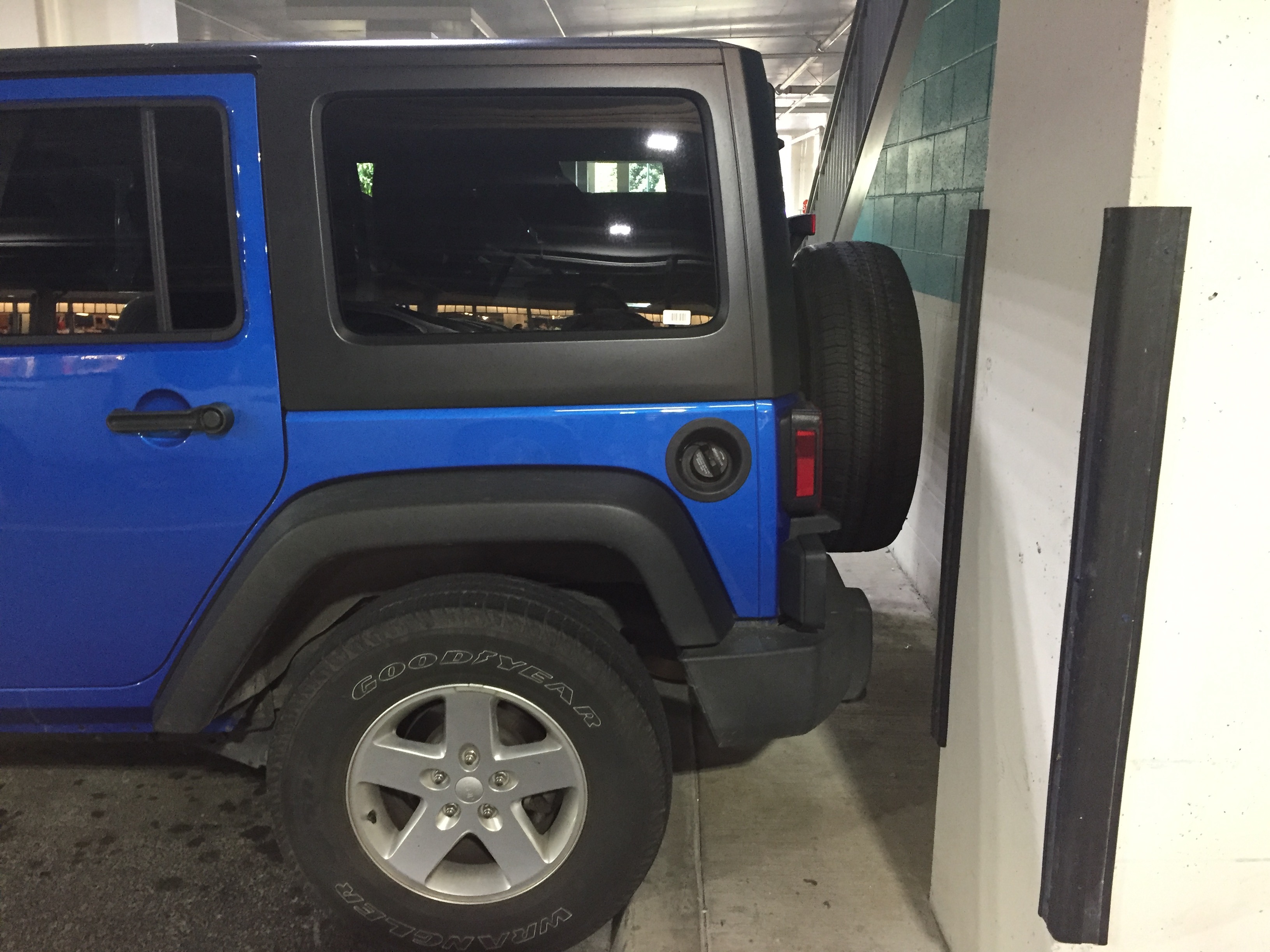 泥棒から狙われにくくするレンタカーの駐め方 | スマートリップ・ハワイ